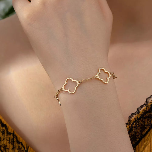 The Willow Bracelet — Gold Clover Chain